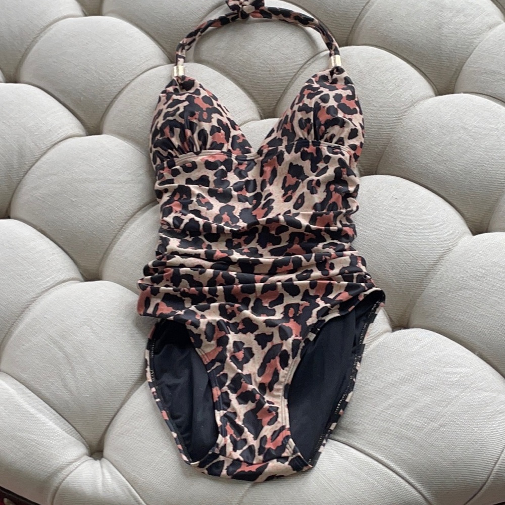 Bathing suit